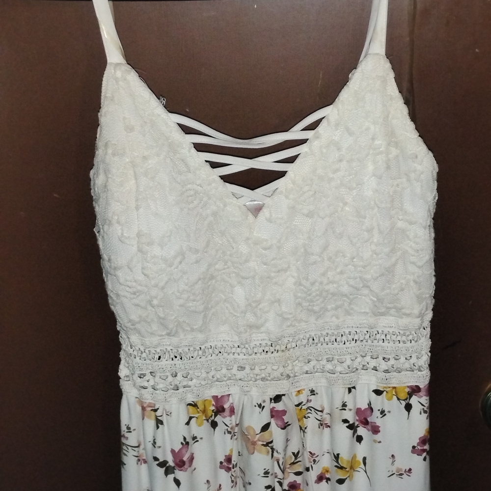 Floral Lace Spaghetti Strap Dress